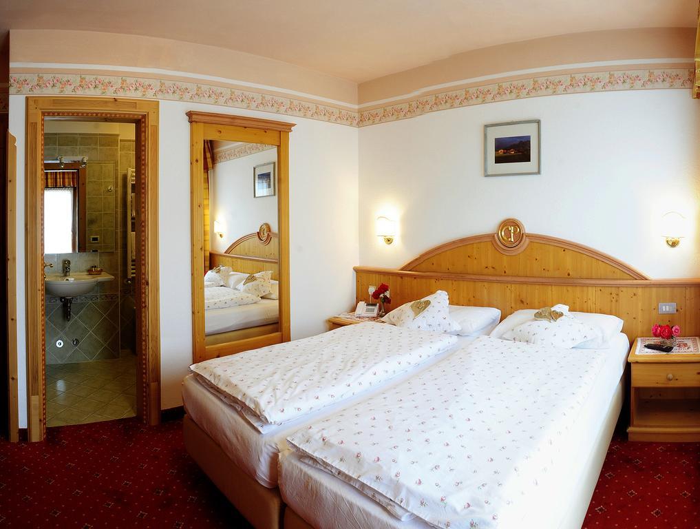 Hotel Cesa Padon Arabba Bilik gambar